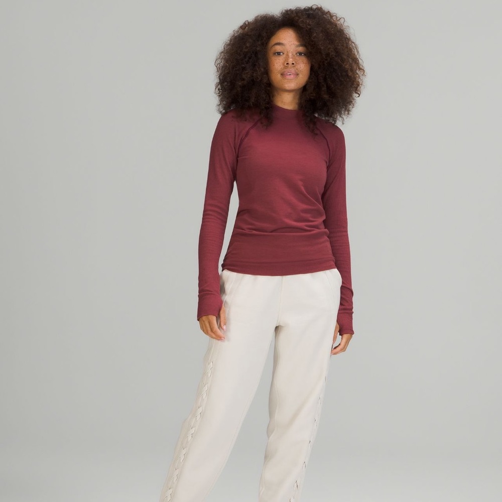 Lululemon Keep The Heat